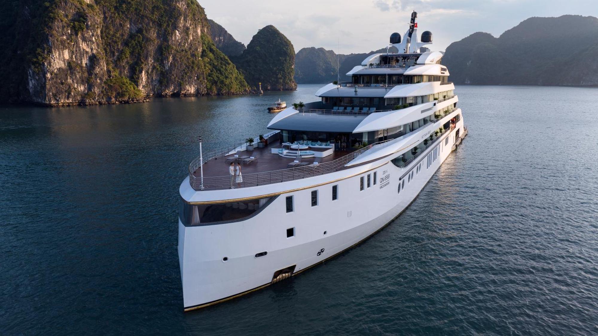 Grand Pioneers Halong Bay Cruise 1 Hotell Ha Long Exteriör bild